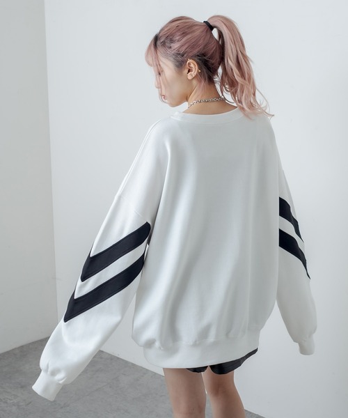 RASVOA（ラスボア）の「切替ライントレーナー／スウェット（スウェット・レディース・ブラック/オフホワイト・FREE）」の7枚目の写真