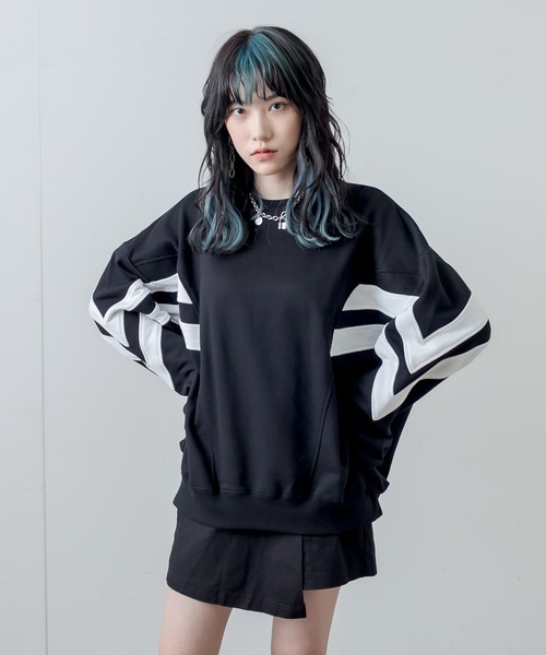 RASVOA（ラスボア）の「切替ライントレーナー／スウェット（スウェット・レディース・ブラック/オフホワイト・FREE）」の13枚目の写真