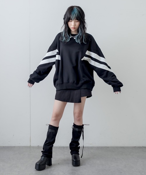 RASVOA（ラスボア）の「切替ライントレーナー／スウェット（スウェット・レディース・ブラック/オフホワイト・FREE）」の16枚目の写真