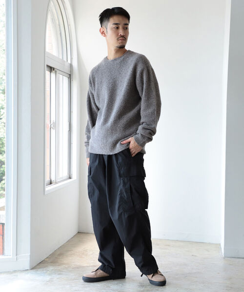 BEAMS（ビームス）の「BEAMS / 5ゲージ ブークレ クルーネック（ニット/セーター・メンズ・ブラック/ベージュ/グレー系その他・LARGE/SMALL/MEDIUM）」の8枚目の写真