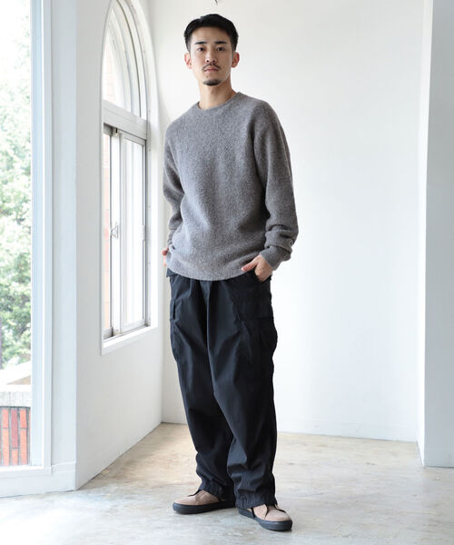 BEAMS（ビームス）の「BEAMS / 5ゲージ ブークレ クルーネック（ニット/セーター・メンズ・ブラック/ベージュ/グレー系その他・LARGE/SMALL/MEDIUM）」の9枚目の写真