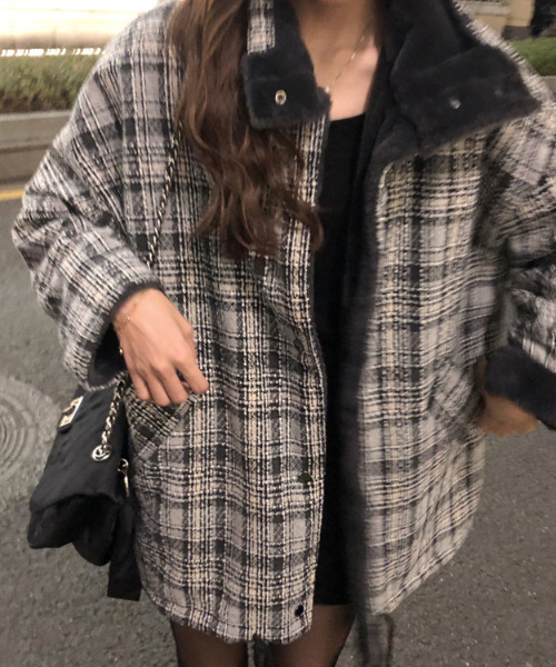 裏ボアチェックコート