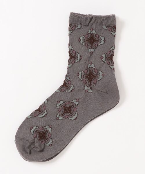 ehka sopo（エヘカソポ）の「幾何学花柄ソックス（ソックス/靴下・レディース・オレンジ/グリーン/ラベンダー・ﾌﾘ-）」の3枚目の写真