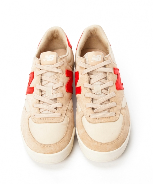 BEAUTY&YOUTH UNITED ARROWS（ビューティーアンドユースユナイテッドアローズ）の「BYBC∵ new balance別注 CRT300 スニーカー/ベージュ（スニーカー・レディース・ベージュ・23cm/24.5cm/25cm/24cm/23.5cm）」の3枚目の写真