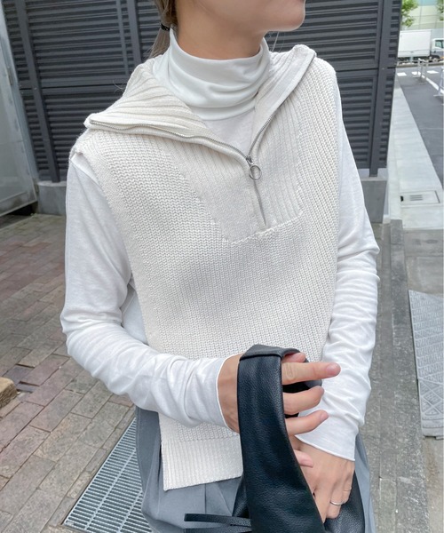 feepur（フェピュール）の「【ハンドウォッシャブル】ハーフジップベスト（ベスト・レディース・ブラック/ベージュ/オフホワイト・MEDIUM）」の2枚目の写真