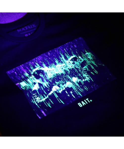BAIT（ベイト）の「【2201_MRX】 BAIT × MATRIX NEO VS SMITH TEE 224-MRX-TEE-003（Tシャツ/カットソー・メンズ・ブラック・MEDIUM/LARGE/X-LARGE/XX-LARGE）」の3枚目の写真