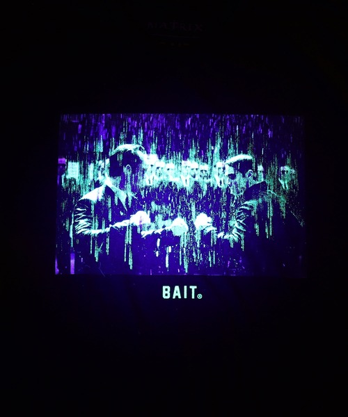 BAIT（ベイト）の「【2201_MRX】 BAIT × MATRIX NEO VS SMITH TEE 224-MRX-TEE-003（Tシャツ/カットソー・メンズ・ブラック・MEDIUM/LARGE/X-LARGE/XX-LARGE）」の8枚目の写真