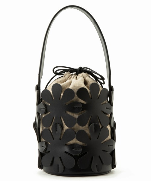 Casselini（キャセリーニ）の「Casselini(キャセリーニ)デイジーバケットバッグ（ハンドバッグ・レディース・ブラック/レッド/アイボリー・FREE）」の8枚目の写真