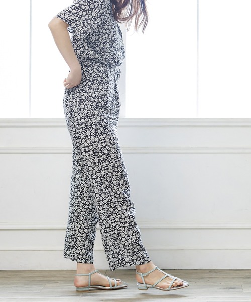 HIMIKO（ヒミコ）の「【Made in Japan】【ＷEB限定カラーあり】Tストラップサンダル/621202（サンダル・レディース・ブラック/ベージュ/ブルー/イエロー・22.5cm/23.5cm/24.5cm/23.0cm/24.0cm/22.0cm/25.5cm/25.0cm）」の6枚目の写真