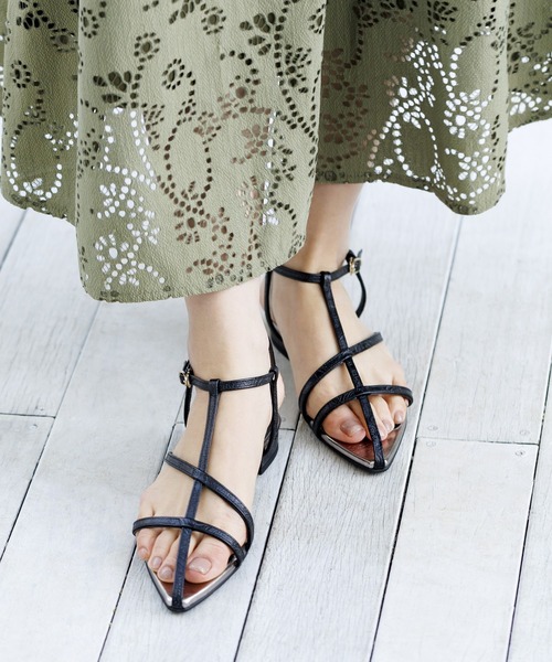 HIMIKO（ヒミコ）の「【Made in Japan】【ＷEB限定カラーあり】Tストラップサンダル/621202（サンダル・レディース・ブラック/ベージュ/ブルー/イエロー・22.5cm/23.5cm/24.5cm/23.0cm/24.0cm/22.0cm/25.5cm/25.0cm）」の5枚目の写真
