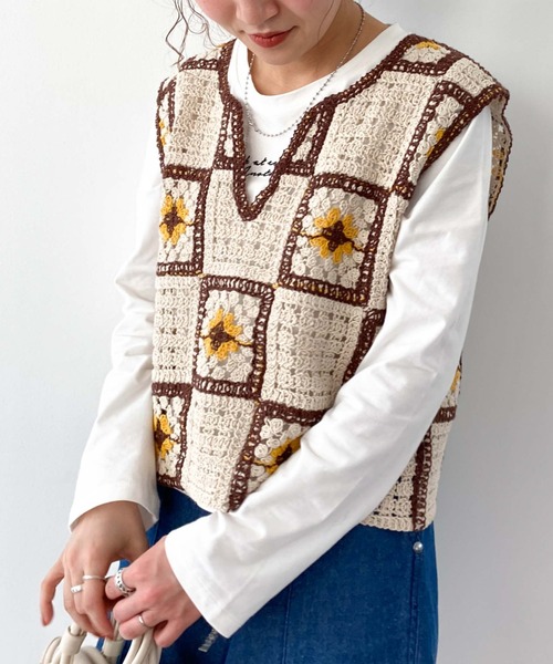 archives(アルシーヴ)の「クロシェ風配色ベスト(ベスト・レディース・アイボリー/ブラック/グリーン・MEDIUM)」の10枚目の写真