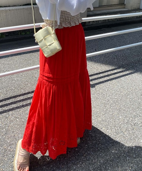 archives（アルシーヴ）の「コットンエンブロイダリーボリュームスカート（スカート・レディース・ブラック/オフホワイト/オレンジ・MEDIUM）」の17枚目の写真