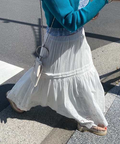 archives（アルシーヴ）の「コットンエンブロイダリーボリュームスカート（スカート・レディース・ブラック/オフホワイト/オレンジ・MEDIUM）」の13枚目の写真