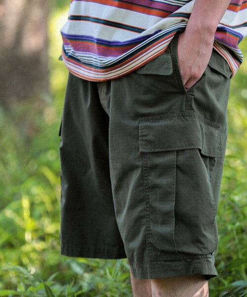 BEAMS（ビームス）の「BEAMS / ビッグ 6ポケット カーゴ ショーツ