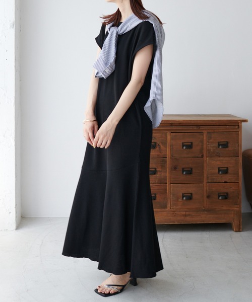 DISCOAT（ディスコート）の「サーマルマーメイドワンピース（ワンピース・レディース・アイボリー/ブラック/オレンジ・FREE）」の13枚目の写真