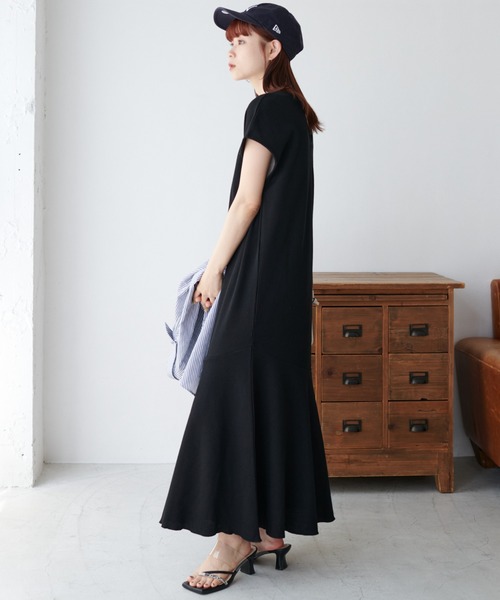 DISCOAT（ディスコート）の「サーマルマーメイドワンピース（ワンピース・レディース・アイボリー/ブラック/オレンジ・FREE）」の18枚目の写真