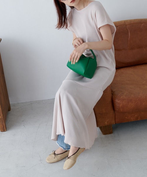 DISCOAT（ディスコート）の「サーマルマーメイドワンピース（ワンピース・レディース・アイボリー/ブラック/オレンジ・FREE）」の9枚目の写真