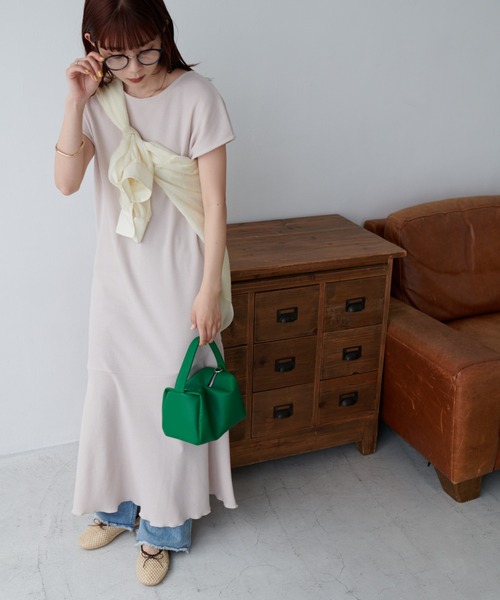 DISCOAT（ディスコート）の「サーマルマーメイドワンピース（ワンピース・レディース・アイボリー/ブラック/オレンジ・FREE）」の12枚目の写真