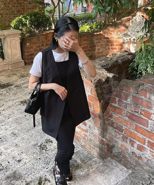 Riberry（リベリー）の「ダブルノーカラージレ/ベスト（ベスト・レディース・ブラック/ベージュ系・FREE）」の18枚目の写真