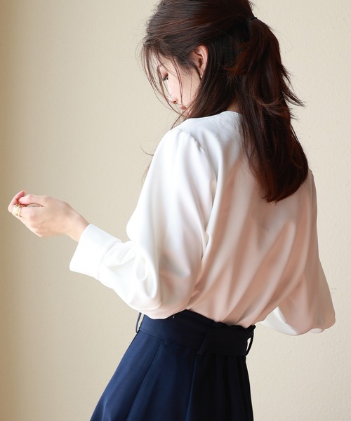 SAISON DE PAPILLON（セゾンドパピヨン）の「パール付きキーネックブラウス（シャツ/ブラウス・レディース・ホワイト/ブラック/グリーン/ピンク/ベージュ/イエロー系その他/ベビーピンク・S/M/L）」の19枚目の写真