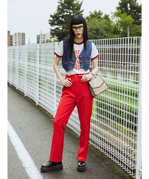 jouetie（ジュエティ）の「バタフライトリム Tシャツ（Tシャツ/カットソー・レディース・オフホワイト/ブラック/ブルー・MEDIUM）」の21枚目の写真