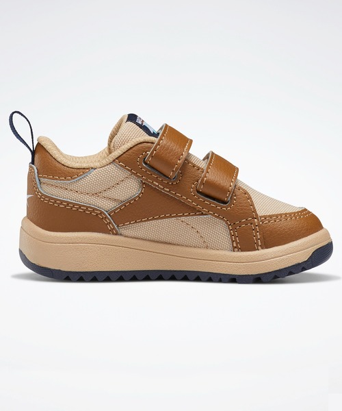 Reebok（リーボック）の「ウィーボック クラスプ ロー / Weebok Clasp Low （スニーカー・キッズ・ブラウン・12cm/13.0cm/14.0cm/15.0cm/16.0cm）」の2枚目の写真