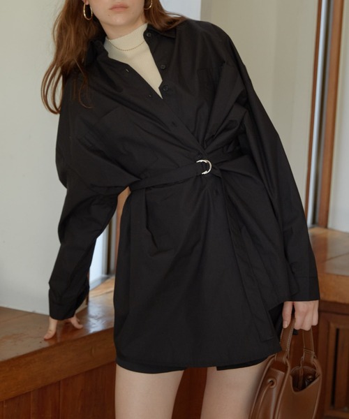 ACYM（アシーム）の「Multi way over シャツ（シャツ/ブラウス・レディース・ホワイト/ブラック・FREE）」の2枚目の写真