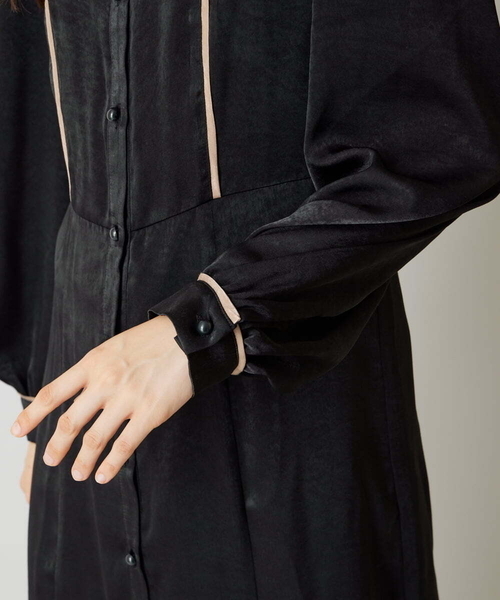 A de a.v.v（アードアー・ヴェ・ヴェ）の「バイカラーパイピングサテンワンピース（ワンピース・レディース・ブラック/ベージュ・MEDIUM/SMALL）」の18枚目の写真