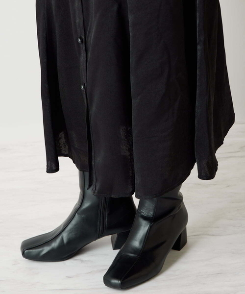 A de a.v.v（アードアー・ヴェ・ヴェ）の「バイカラーパイピングサテンワンピース（ワンピース・レディース・ブラック/ベージュ・MEDIUM/SMALL）」の19枚目の写真