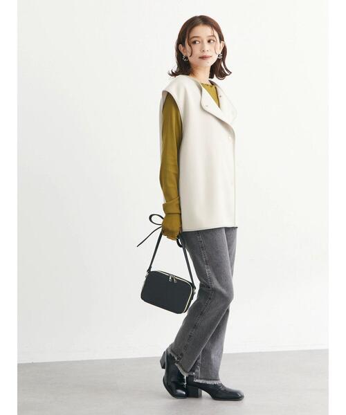 Green　Parks（グリーンパークス）の「合皮パイピングベスト*（ベスト・レディース・ベージュ/ブラック・FREE）」の4枚目の写真