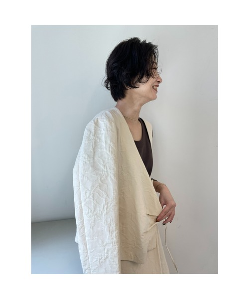 BLACK BY MOUSSY(ブラックバイマウジー)の「cashe-couer jacket(カシュクールジャケット)(その他アウター・レディース・オフホワイト/ブラック・2/1)」の14枚目の写真