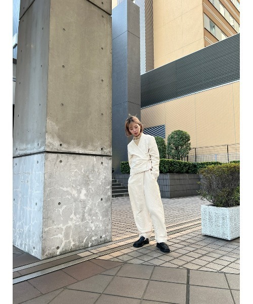 BLACK BY MOUSSY(ブラックバイマウジー)の「cashe-couer jacket(カシュクールジャケット)(その他アウター・レディース・オフホワイト/ブラック・2/1)」の10枚目の写真