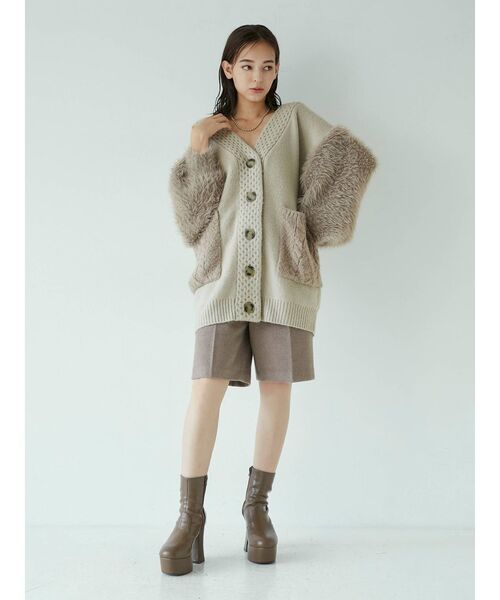 MURUA（ムルーア）の「センタープレスハーフパンツ（スラックス・レディース・モカ/その他1・1/2）」の5枚目の写真