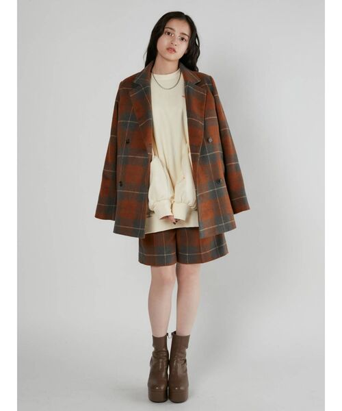 MURUA（ムルーア）の「センタープレスハーフパンツ（スラックス・レディース・モカ/その他1・1/2）」の9枚目の写真