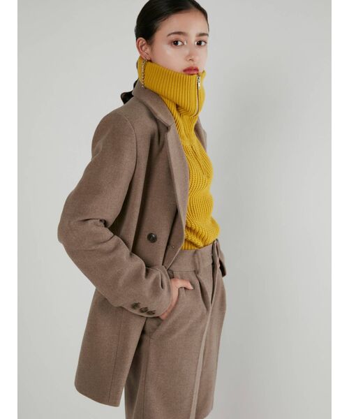 MURUA（ムルーア）の「センタープレスハーフパンツ（スラックス・レディース・モカ/その他1・1/2）」の13枚目の写真