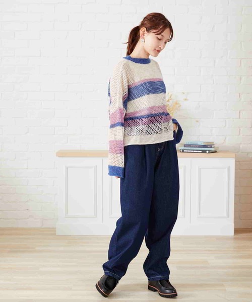 acro(アクロ)の「ハイウエストタックワイドバルーンデニムパンツ/AC2706(デニムパンツ・レディース・ライトブルー/ブルー・S/M)」の4枚目の写真