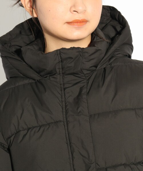 PINK-latte（ピンクラテ）の「軽くてあったか♪ロングパデット中綿コート（その他アウター・キッズ・アイボリー/ブラック・14/15 /16）」の6枚目の写真