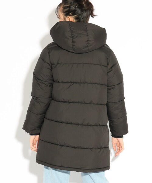 PINK-latte（ピンクラテ）の「軽くてあったか♪ロングパデット中綿コート（その他アウター・キッズ・アイボリー/ブラック・14/15 /16）」の18枚目の写真