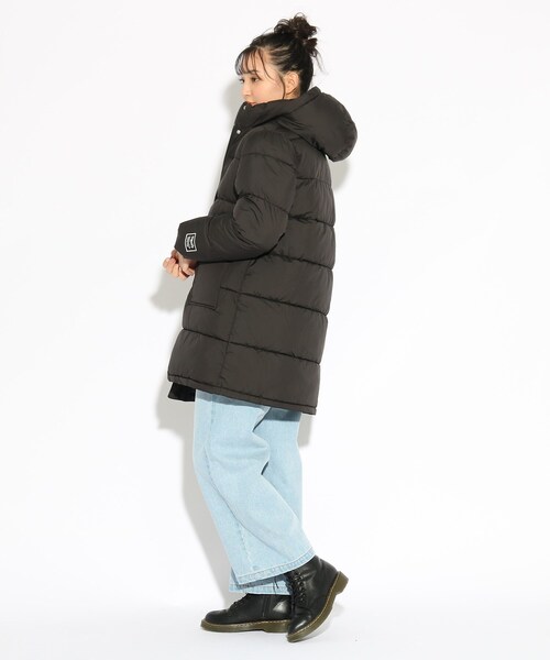 PINK-latte（ピンクラテ）の「軽くてあったか♪ロングパデット中綿コート（その他アウター・キッズ・アイボリー/ブラック・14/15 /16）」の21枚目の写真