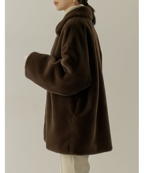 Re:EDIT（リエディ）の「ステンカラーミドルフェイクファーコート