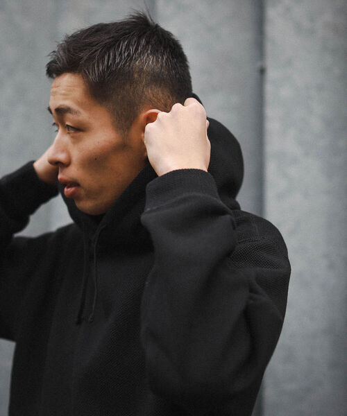 BEAMS（ビームス）の「BEAMS / ワッフルフリース フーディー（スウェット・メンズ・ナチュラル/ブラック・M/XL/L/S）」の13枚目の写真