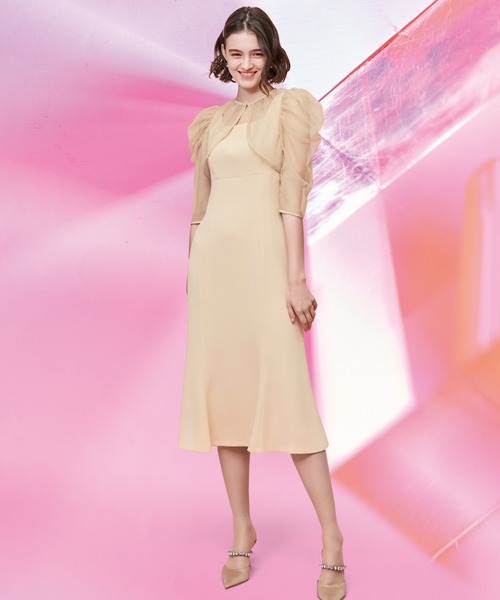 STRAWBERRY-FIELDS（ストロベリーフィールズ）の「ダブルクリッシー　セットアップ（ドレス・レディース・ピンクベージュ/ブラック・2）」の2枚目の写真