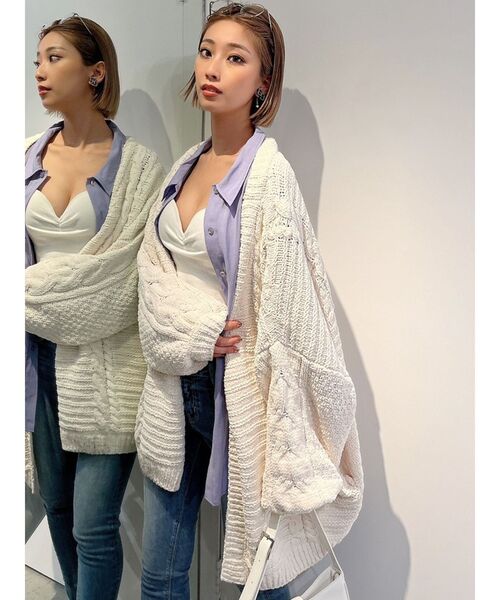 GYDA（ジェイダ）の「モールヤーン ケーブルニットカーディガン（カーディガン/ボレロ・レディース・チャコールグレー/ライトブルー/アイボリー・FREE）」の13枚目の写真