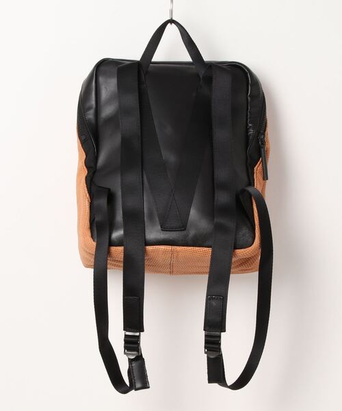 L.H.P Private Brand（エルエイチピープライベートブランド）の「＠ＳＡＴ　ＳＥＲＩＥＳ　ＲＵＣＫ（キャップ・レディース・タン・F）」の2枚目の写真