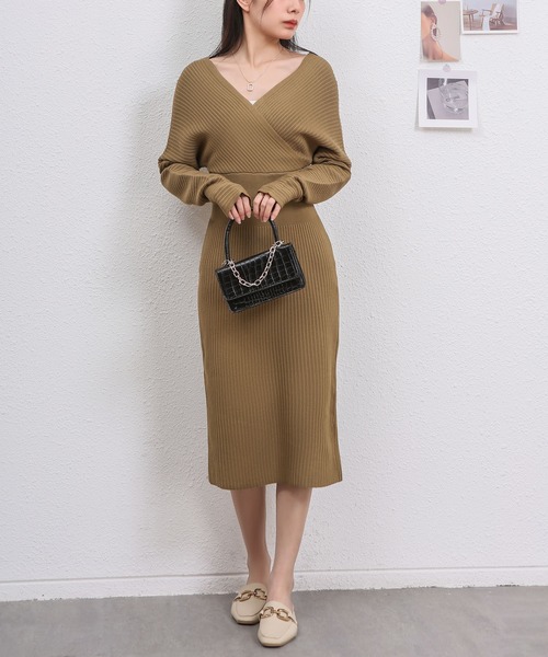 MAISON DE THERESE(メゾン ド テレーズ)の「Vネックニットワンピース(ワンピース・レディース・ブラック/パープル/Mustard/ベージュ・M)」の8枚目の写真