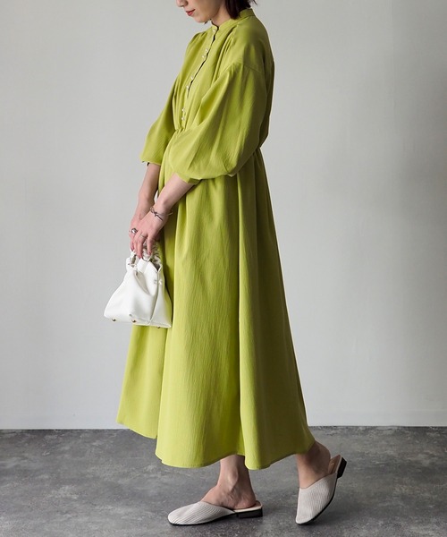 Riberry(リベリー)の「パールボタンワンピース(ワンピース・レディース・ブラック/ライム/アイボリー・FREE)」の12枚目の写真