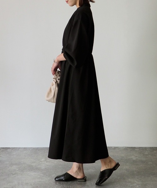 Riberry(リベリー)の「パールボタンワンピース(ワンピース・レディース・ブラック/ライム/アイボリー・FREE)」の8枚目の写真