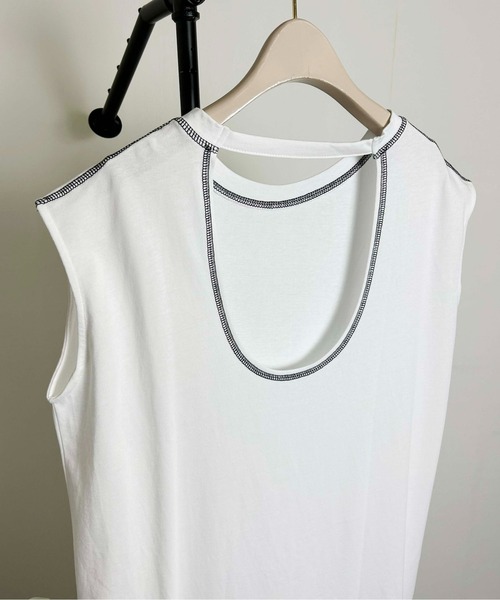 Meli rich（メリーリッチ）の「バックオープンステッチデザインワンピース（ワンピース・レディース・オフホワイト/ベージュ/ネイビー/レッド・MEDIUM）」の12枚目の写真