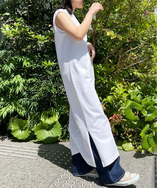 Meli rich（メリーリッチ）の「バックオープンステッチデザインワンピース（ワンピース・レディース・オフホワイト/ベージュ/ネイビー/レッド・MEDIUM）」の17枚目の写真