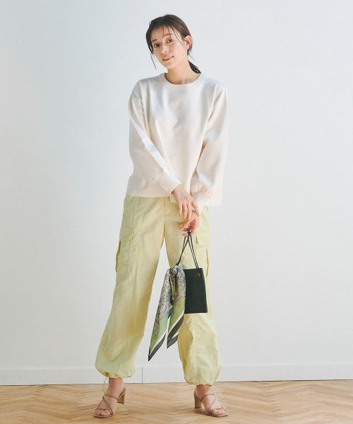 Droite lautreamont(ドロワットロートレアモン)の「カラースウェットライクニット《手洗い可能》(ニット/セーター・レディース・ブルー/オフホワイト/ブラック/ピンク/イエロー・M)」の22枚目の写真